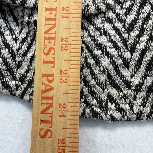 BKE Black And White Women's Herringbone Blazer Size Large - Picture 2 of 12